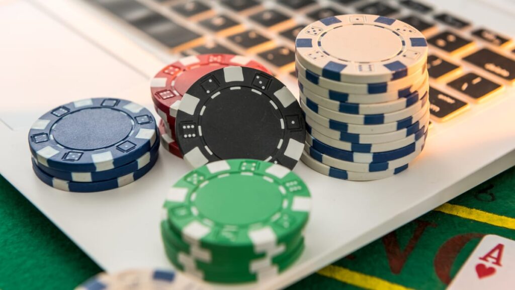 Online gambling scandal hits Indonesia's anti-corruption agency, highlights country's gambling problem
