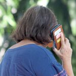 Using WhatsApp to treat depression in adults